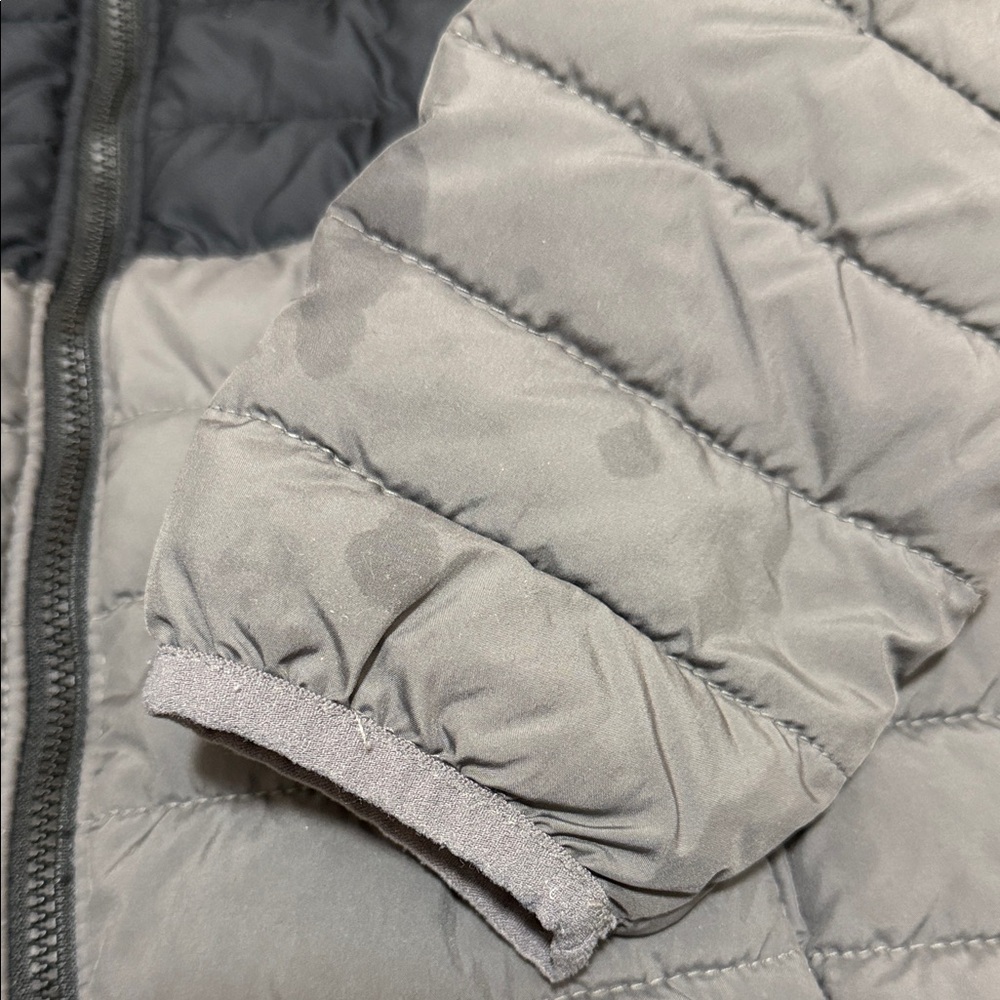 Columbia Kids Two-Tone Hooded Puffer Jacket - Black & Gray - Picture 2 of 4